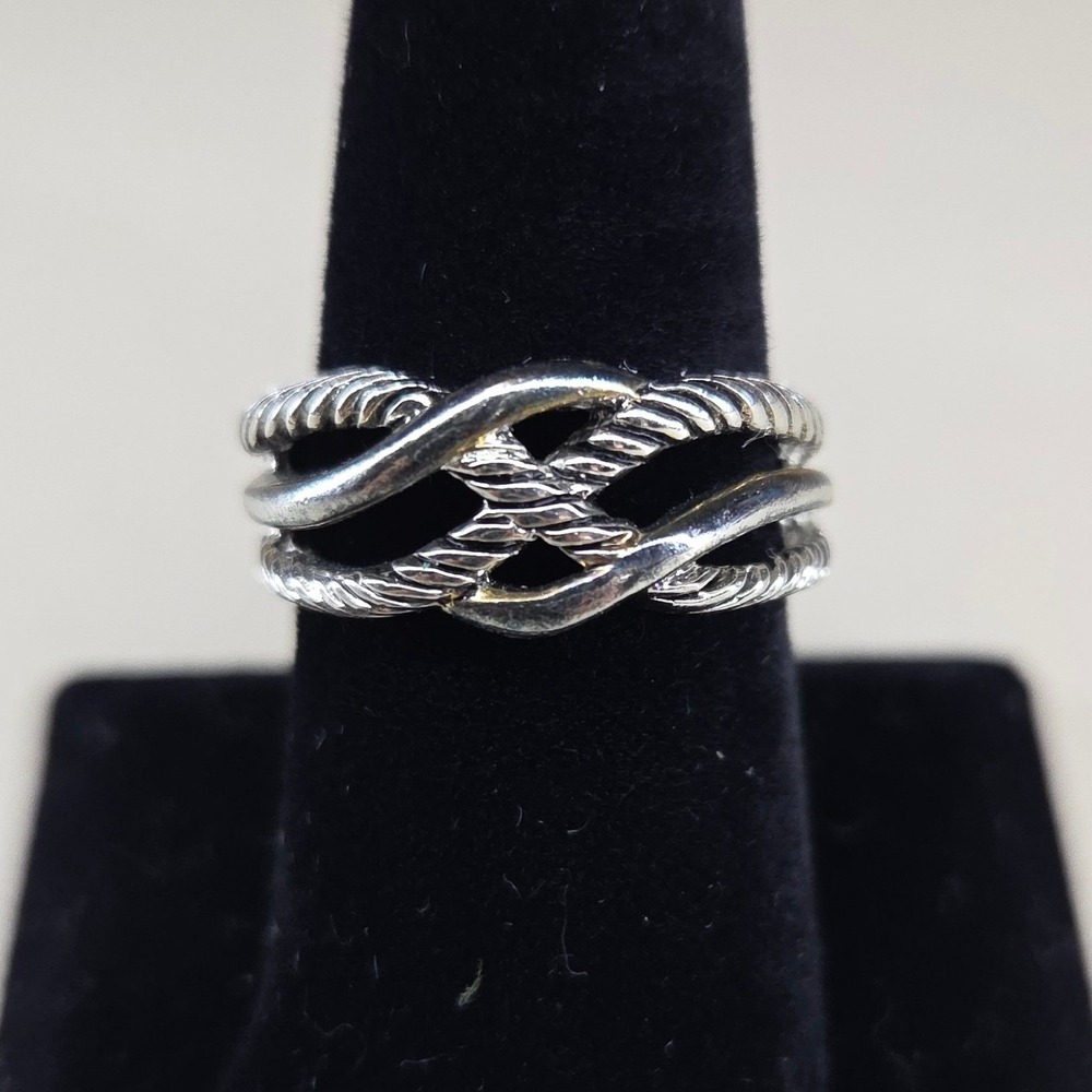 Womens Silver Tone Intertwined Knot Rope Texture Multi Band Ring Size 8.5